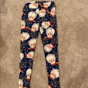 Cozy Lularoe leggings!